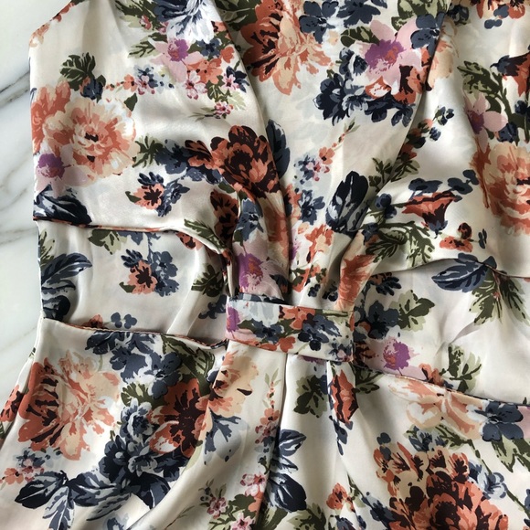 LOVE Silky Floral Cut-Out Dress - Picture 3 of 3